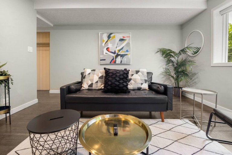 51881-226930-44jNBVFayo--0au4--vrh0ep74CJApoSdvg7TRZuE5opg-65a528339a854