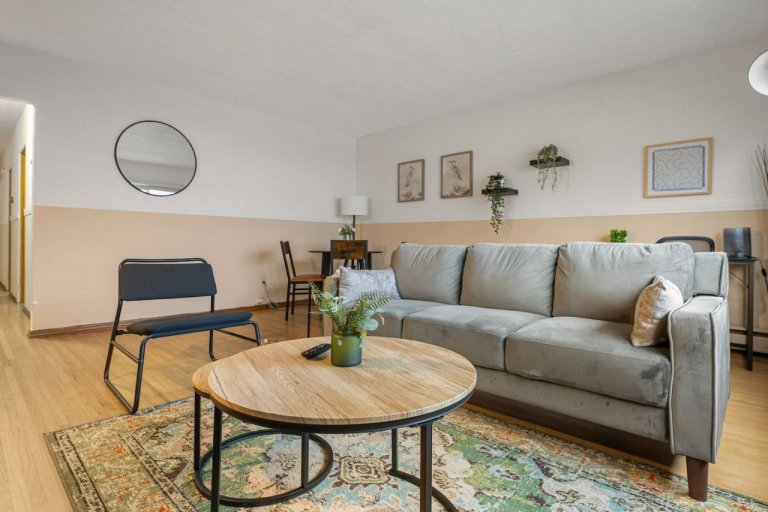 51881-226932-I3Gk-JD5B5d1oaJcszswv-7DC1njtH8qL4NxKllNRUQ-65a5270e3ba8c