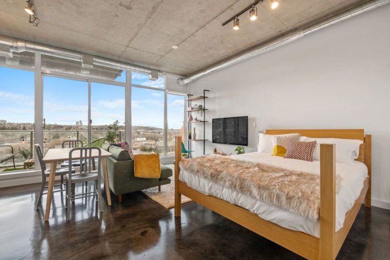 51881-270910-ywYMwOp5RmnkXAXnGEoL5vozFDeT3AEiQyssyVHRISU-66425f35c448e