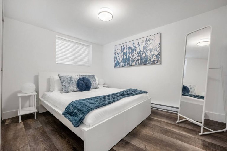 51881-334034-ErrpFcyqDCRCKYFyDQZ-LaXIdmdv6x--NAAgU2v4o--M8-67469e6f97836